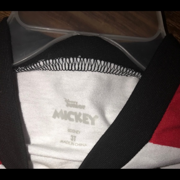 Brand new Mickey set size 3T and size 4T - Picture 3 of 5
